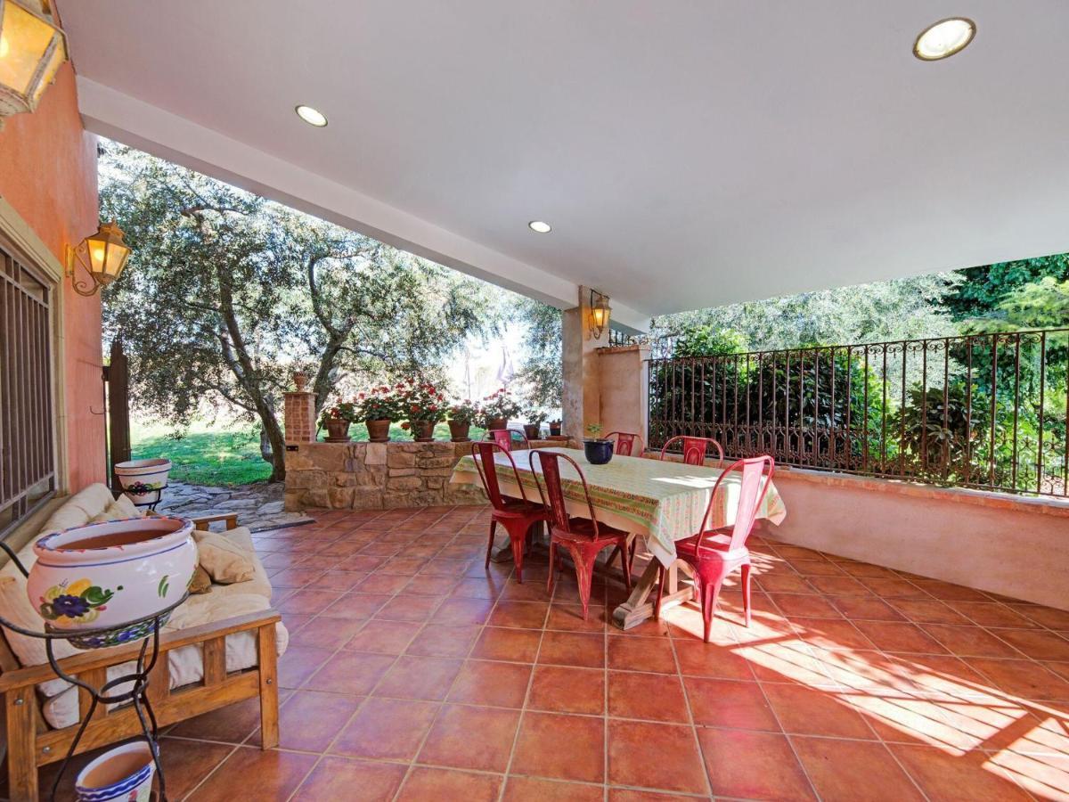 Lively Holiday Home In Fraga With Private Pool Dış mekan fotoğraf