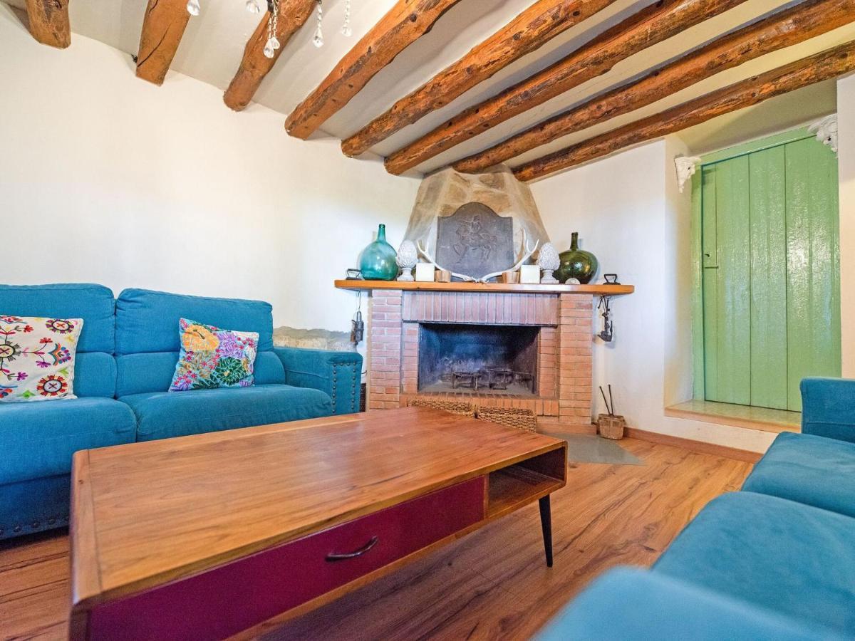 Lively Holiday Home In Fraga With Private Pool Dış mekan fotoğraf