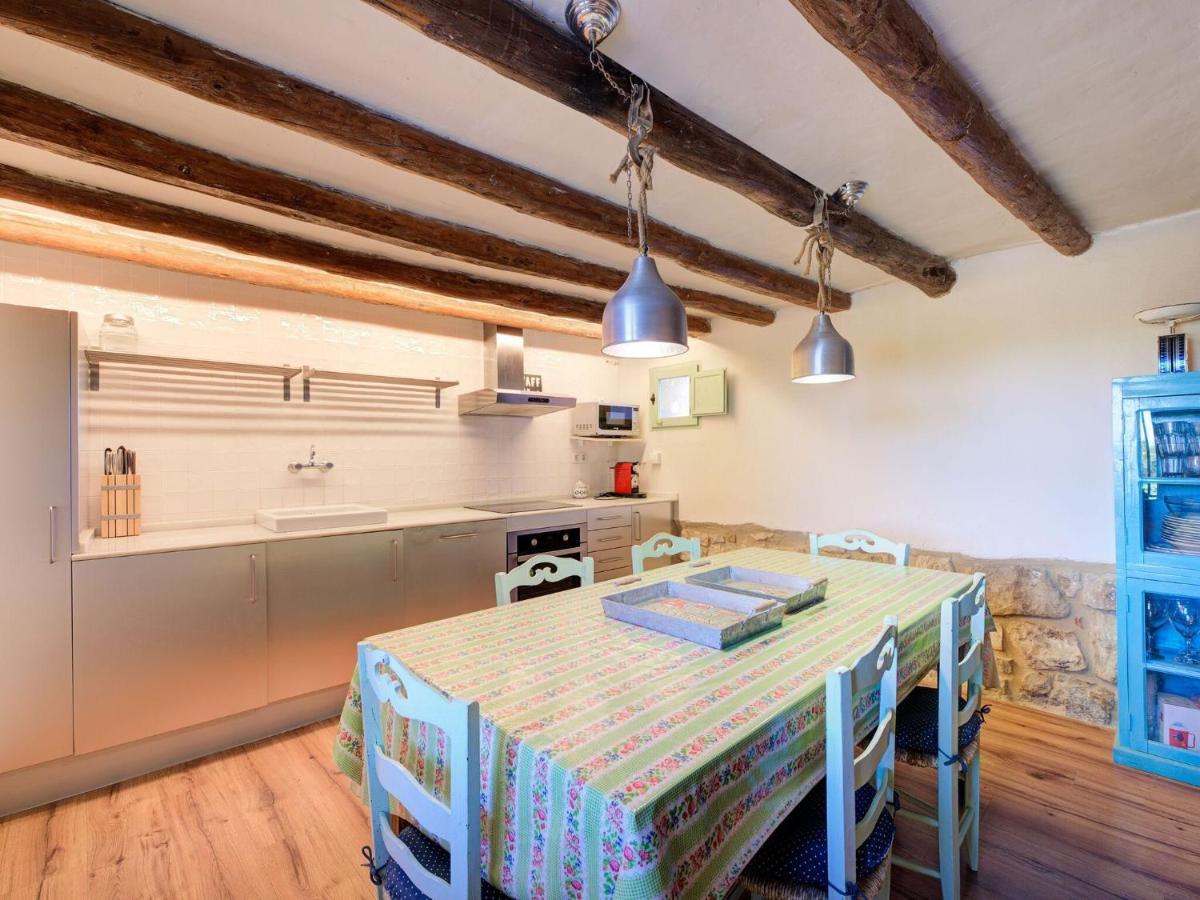 Lively Holiday Home In Fraga With Private Pool Dış mekan fotoğraf